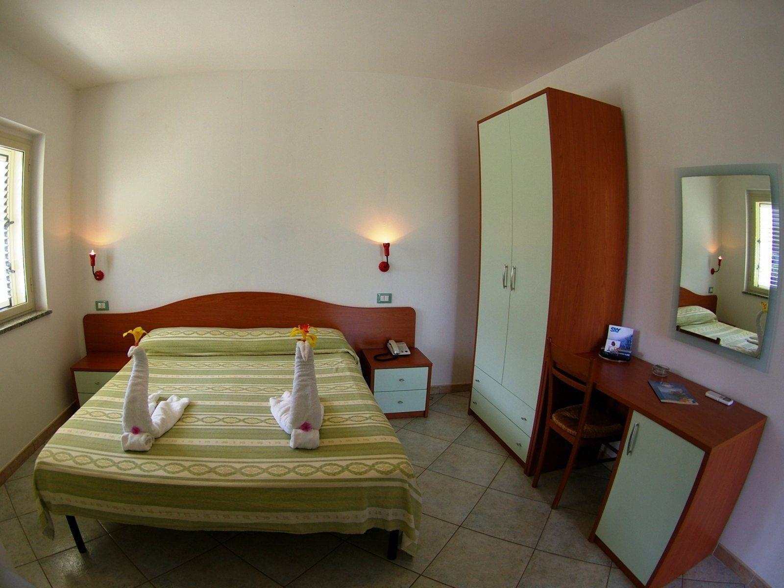 Hotel Eolo Capo Vaticano Exterior photo